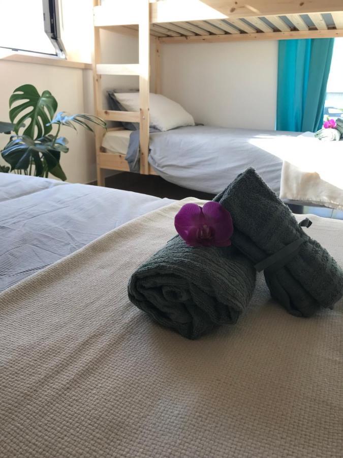 Wellnesshouse Bed and Breakfast Atouguia Da Baleia Exteriör bild
